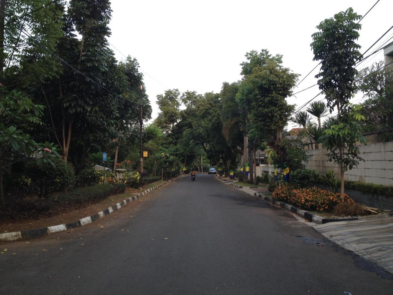 De Riau Guesthouse Bandung Exteriör bild